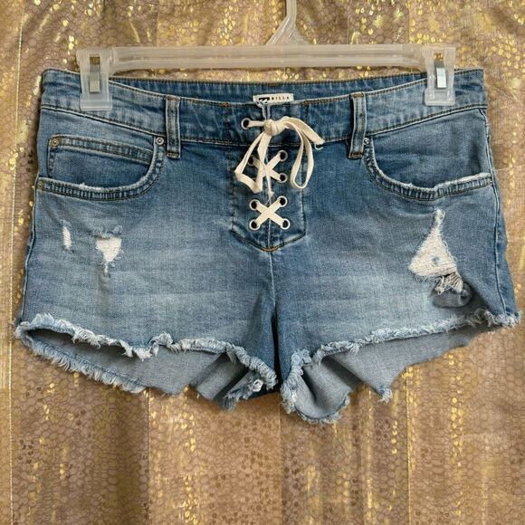 Billabong Tie Front Lite Hearted Denim Raw Hem Shorts Size 28 - Picture 1 of 10